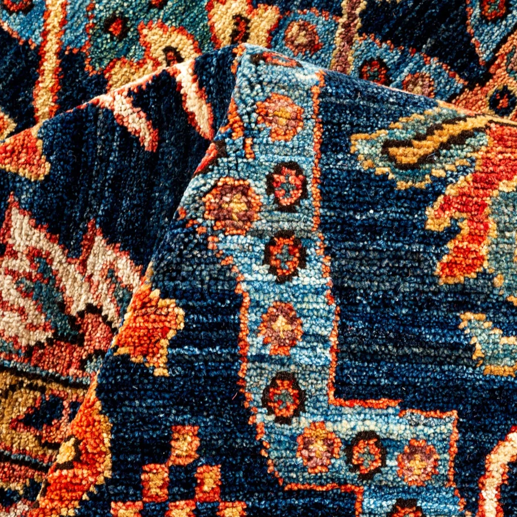Blue & Red Traditional Serapi Wool Rug